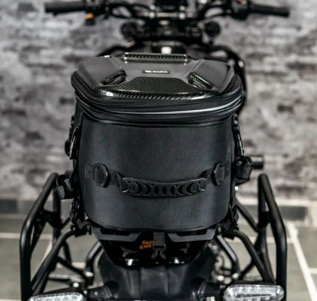 ZANA Universal Pluto Carbon Hardshell Expandable Tank Bag (16L–20L)