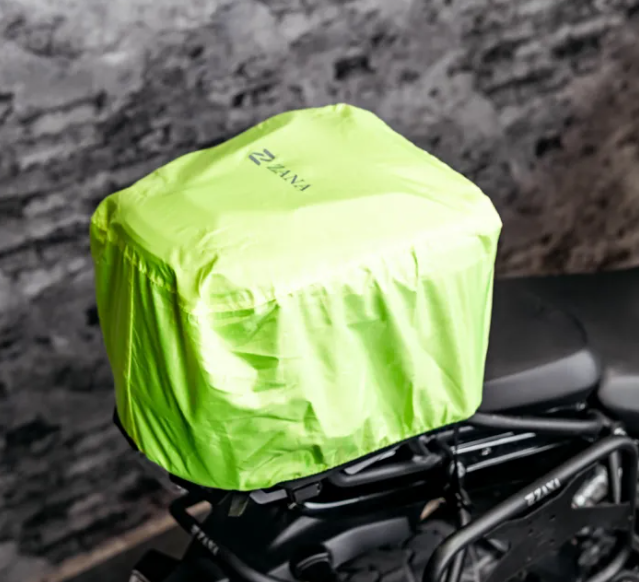 ZANA Universal Pluto Carbon Hardshell Expandable Tank Bag (16L–20L)