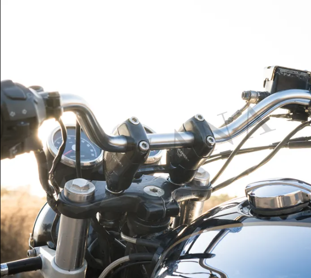 ZANA Pull Back Angular Handlebar Riser (Matte Black Texture) for Royal Enfield GT 650 / Interceptor 650