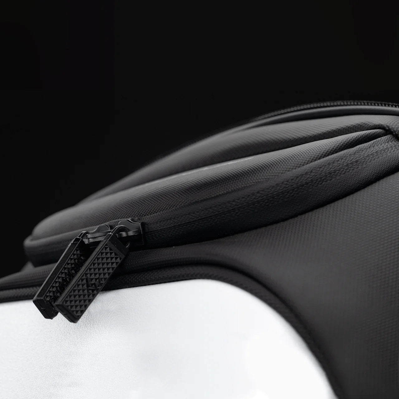 GT3 Midnight Black Back Pack Carbonado