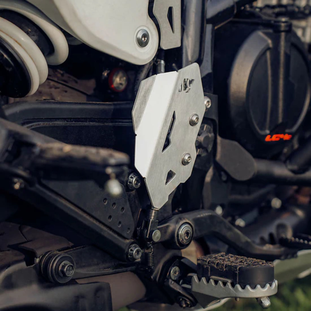 Legundary Titan Master Cylinder Guard for KTM ADV 390