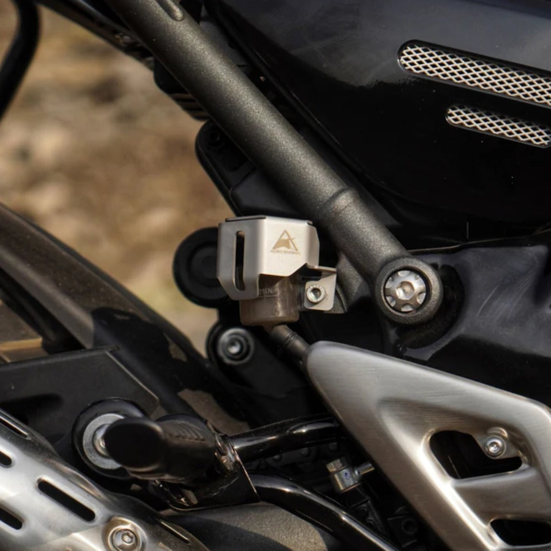 Auto Engina Rear Brake Reservoir Guard for Triumph Scrambler 400X