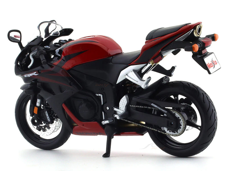 Maisto Honda CBR 600RR 1:12 Scale Model