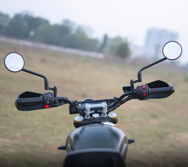 ZANA Offset Handlebar Riser for Triumph Scrambler 400 – Silver