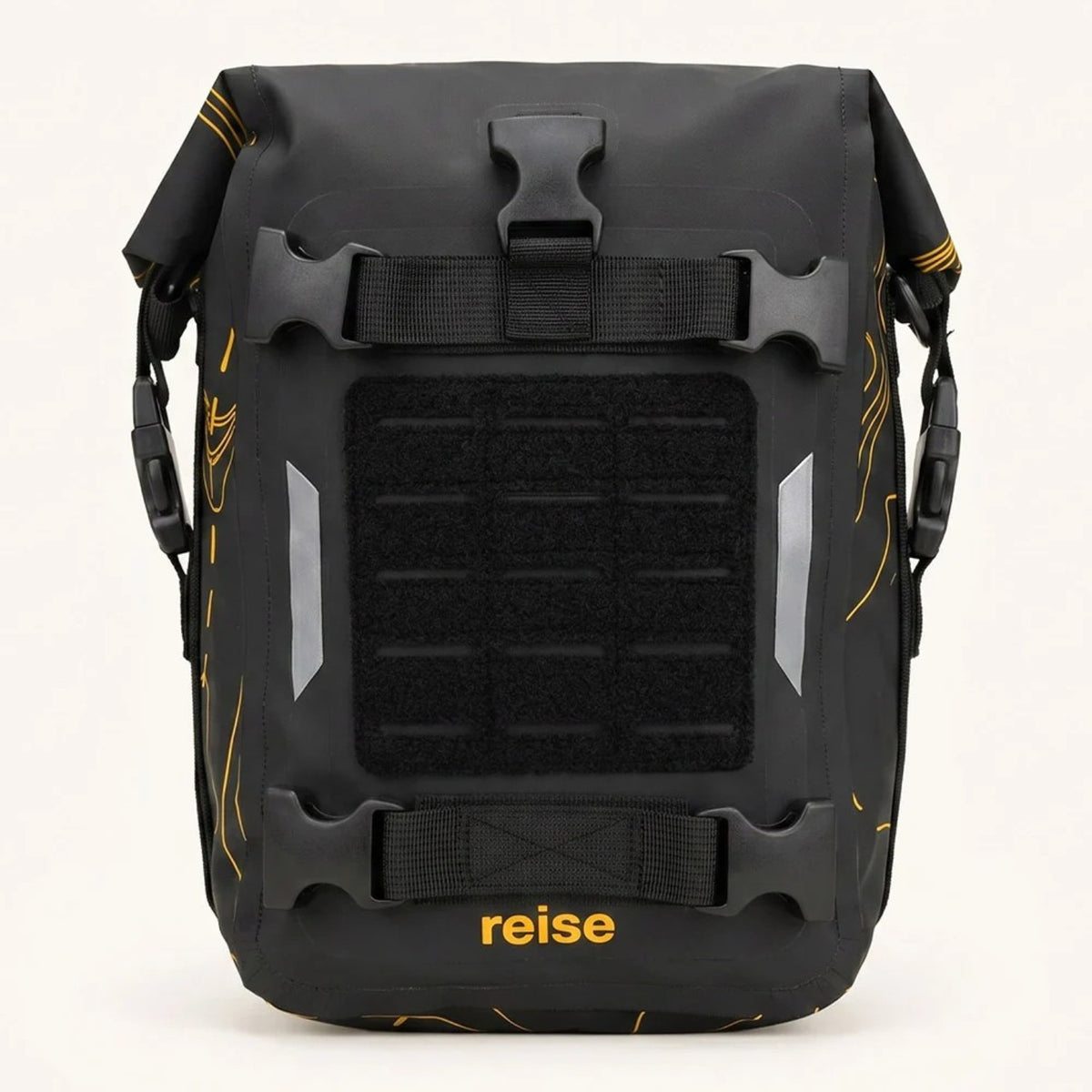Reise 6L black crash bar bag mounting view