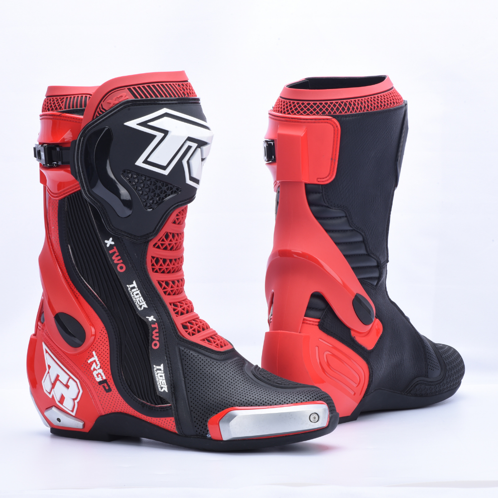 TR TIGER X TWO racing boots in red and black